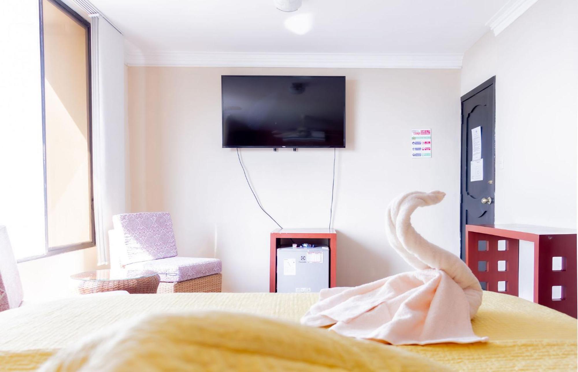 Hostal Antares 만타 외부 사진